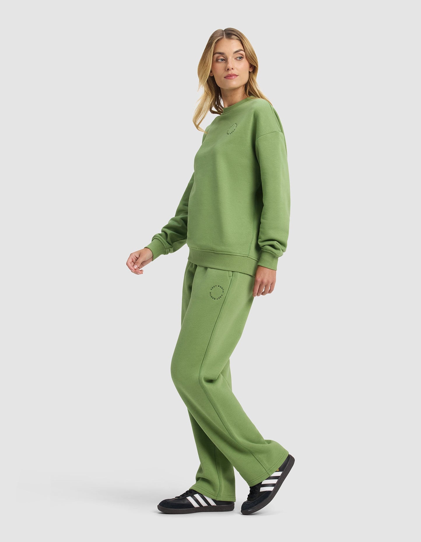 Women's Cityscape 2.0 Crewneck & Wide Leg Pant Set
