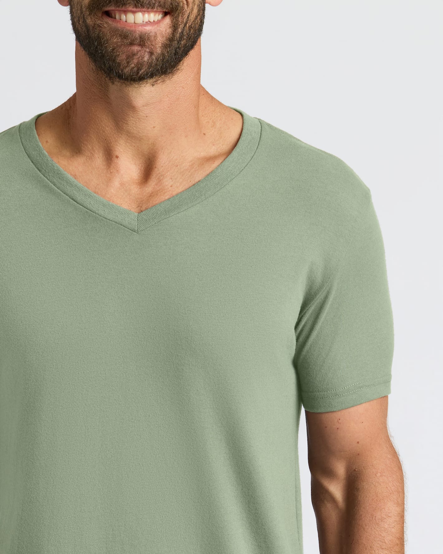 Seasonal Classic V-Neck 3-Pack