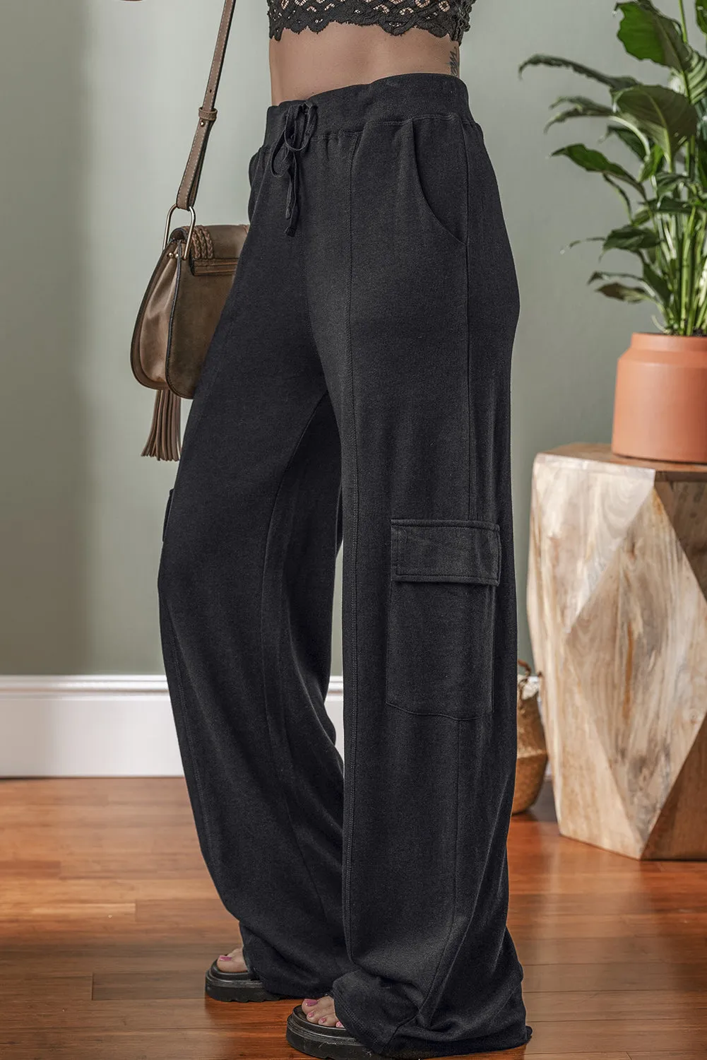 Cargo Pocket Drawstring Waist Sweatpants