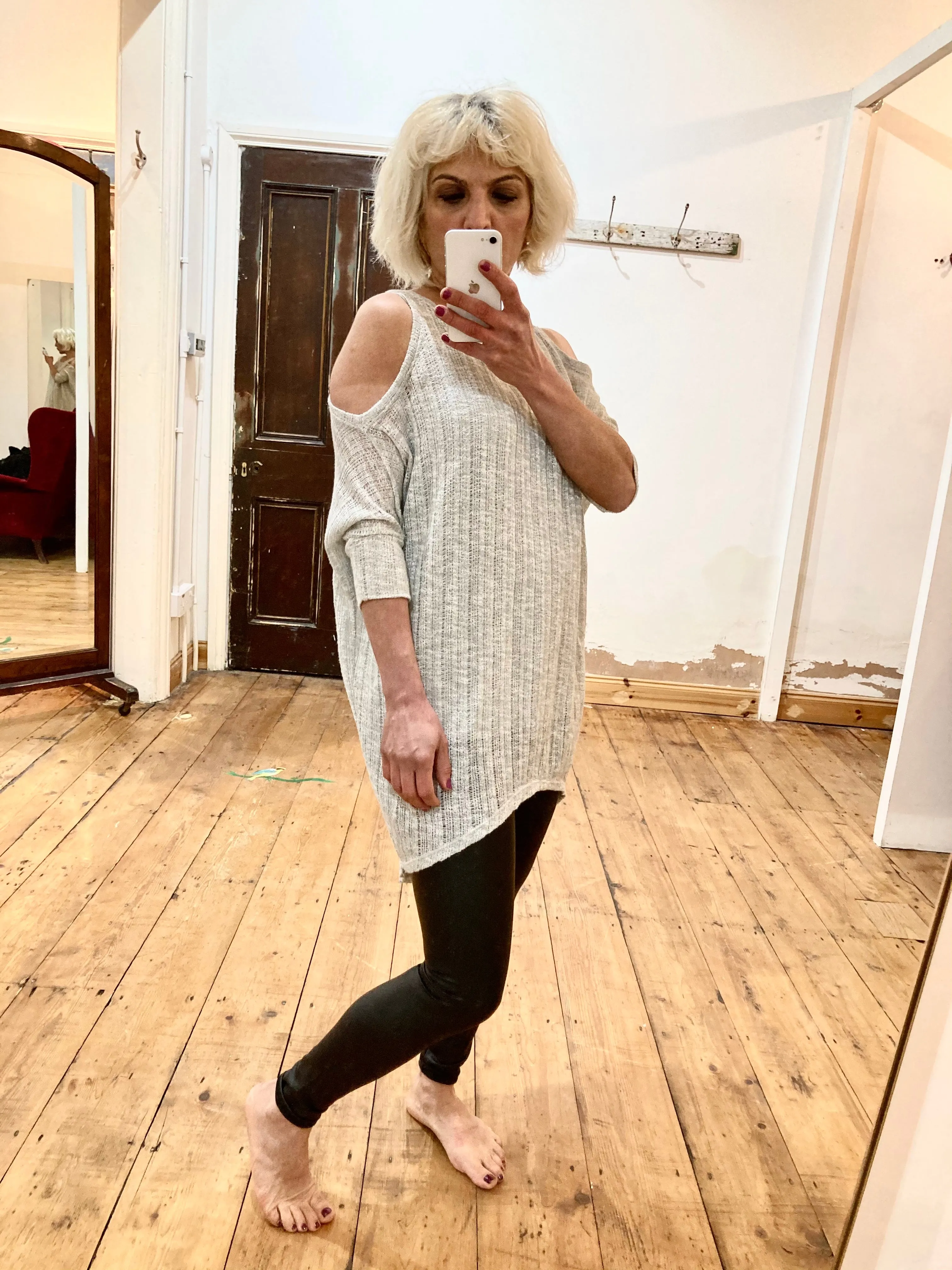Cold Shoulder Top Light Grey
