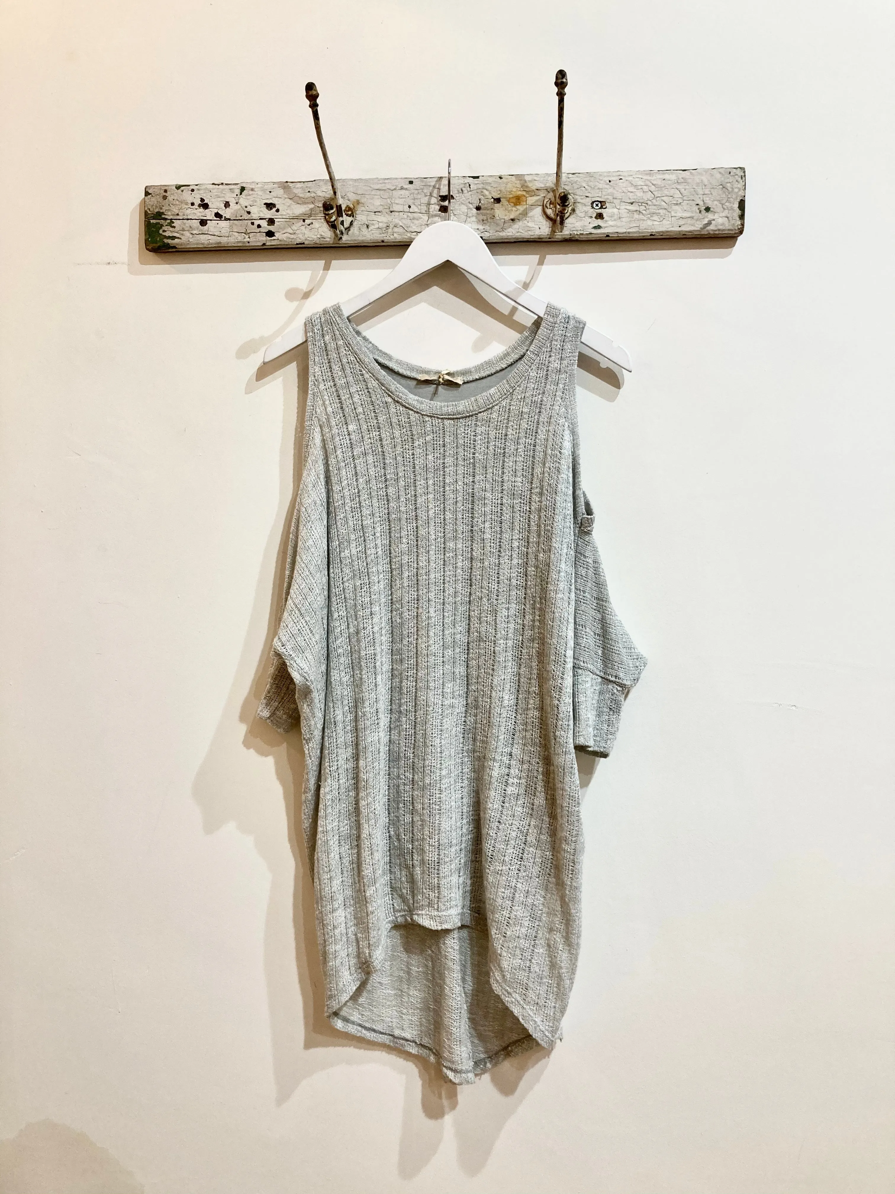 Cold Shoulder Top Light Grey