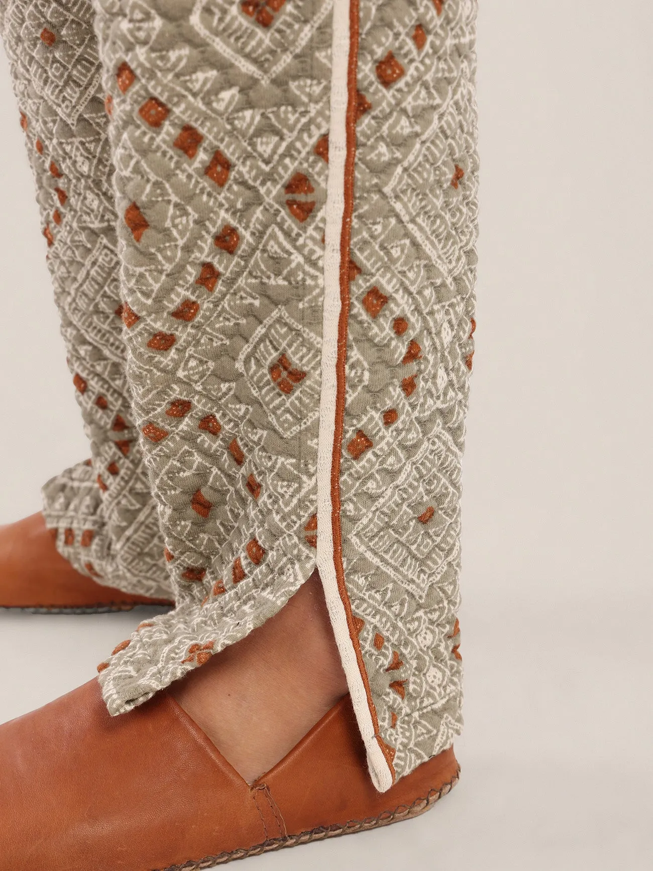 Printed elastic waistband quilted Pants