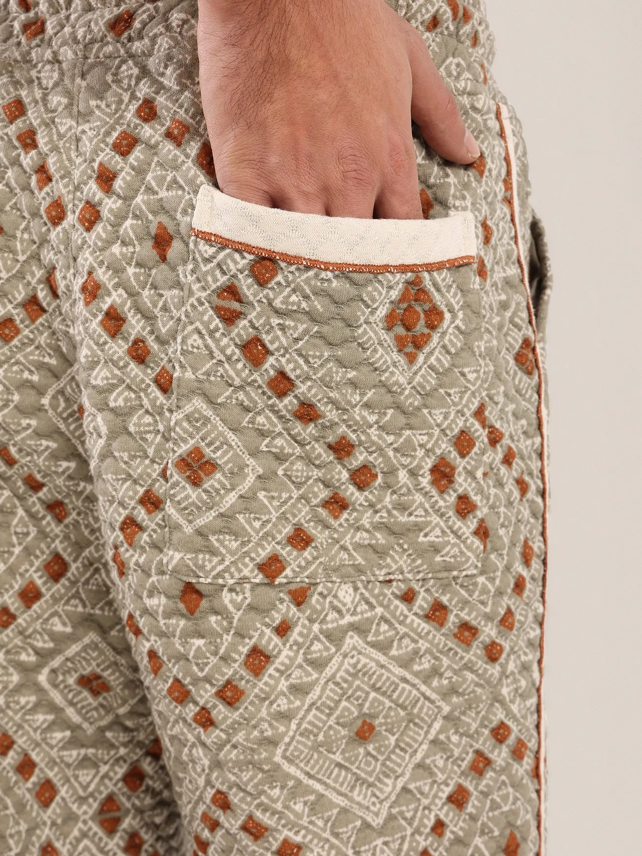 Printed elastic waistband quilted Pants