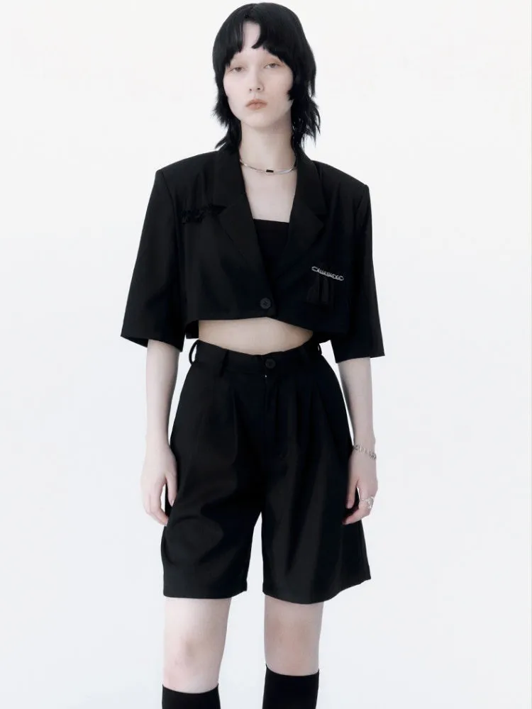 Short-sleeved Cropped Jacket ＆ High Waist Shorts