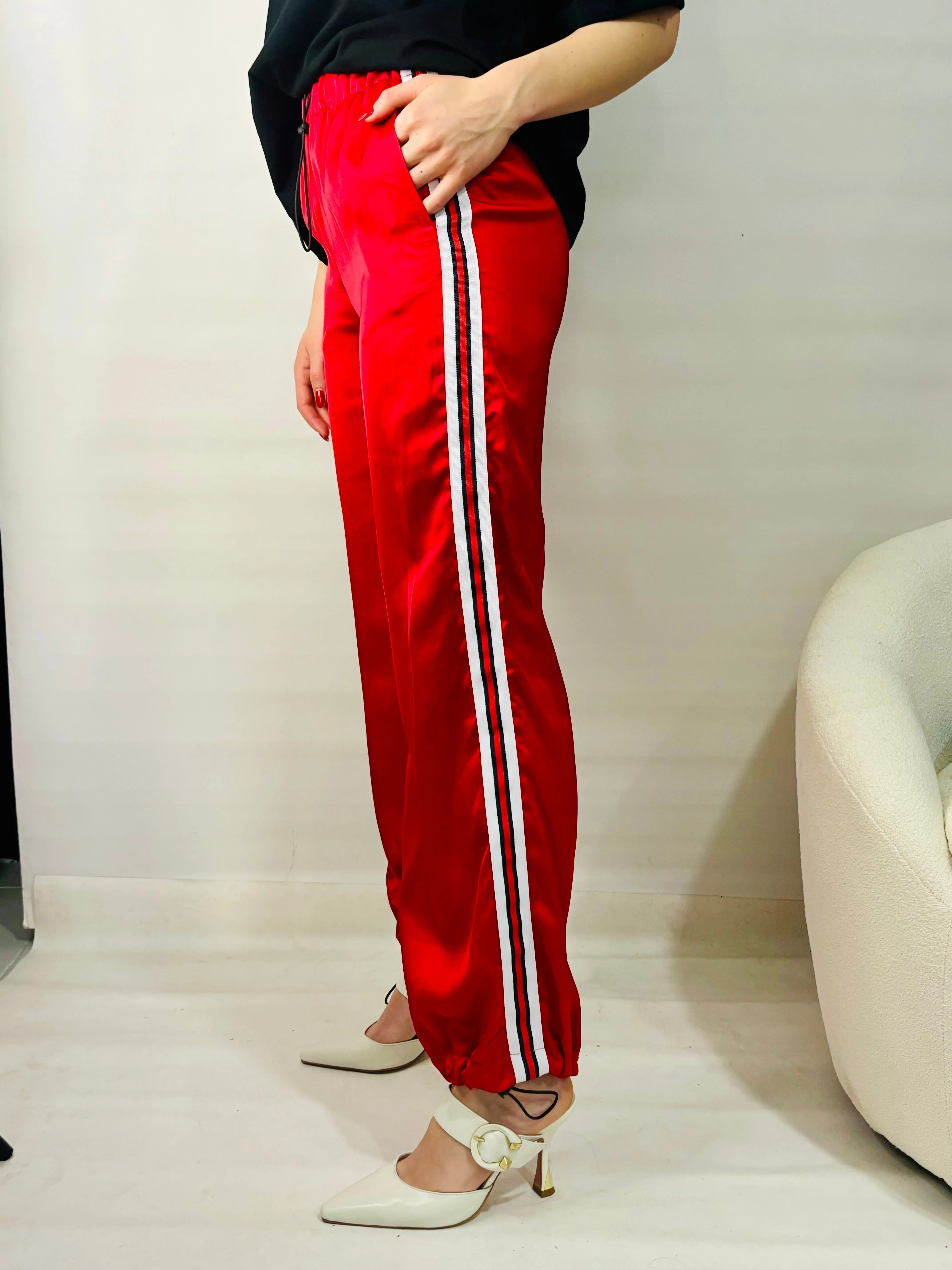 Sweatpants with an elastic band