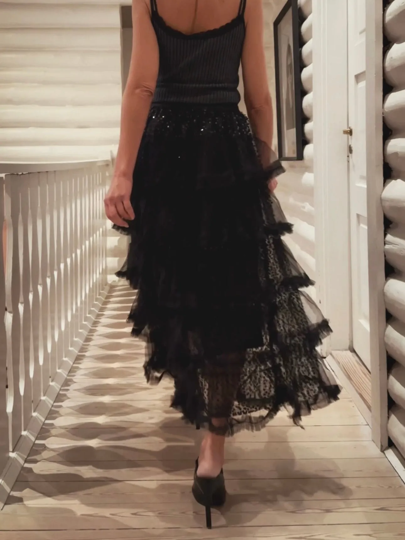 TULLE SKIRT WITH SEQUINS - BLACK