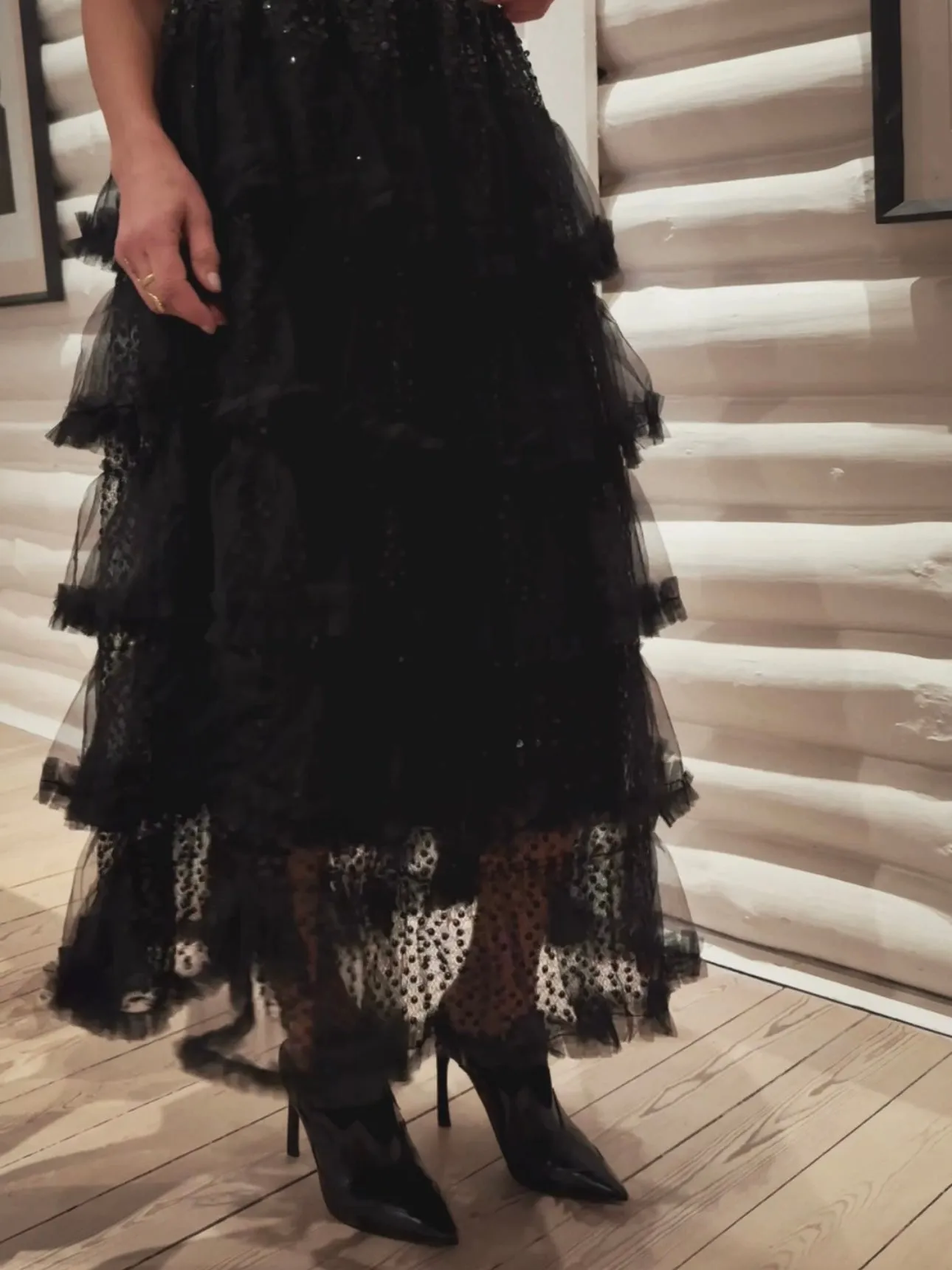 TULLE SKIRT WITH SEQUINS - BLACK