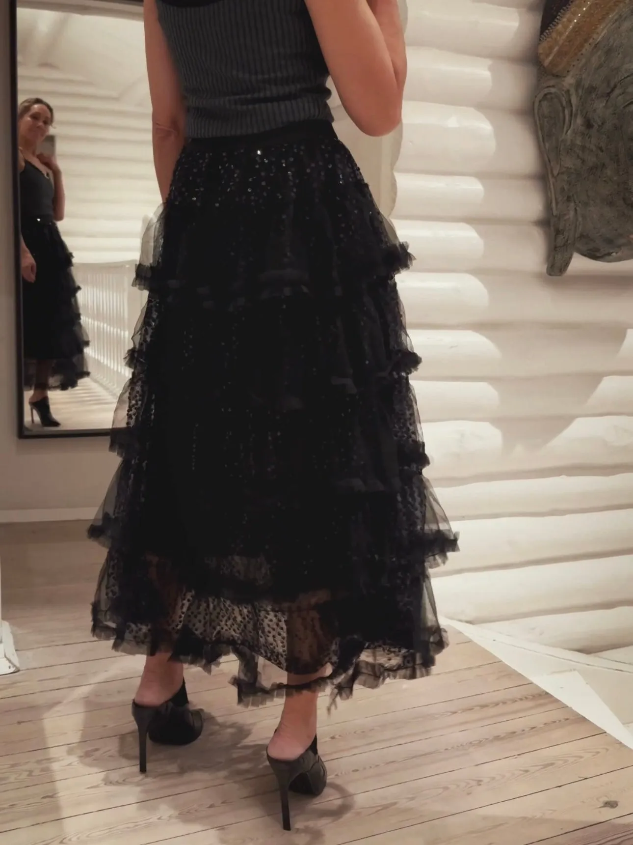 TULLE SKIRT WITH SEQUINS - BLACK
