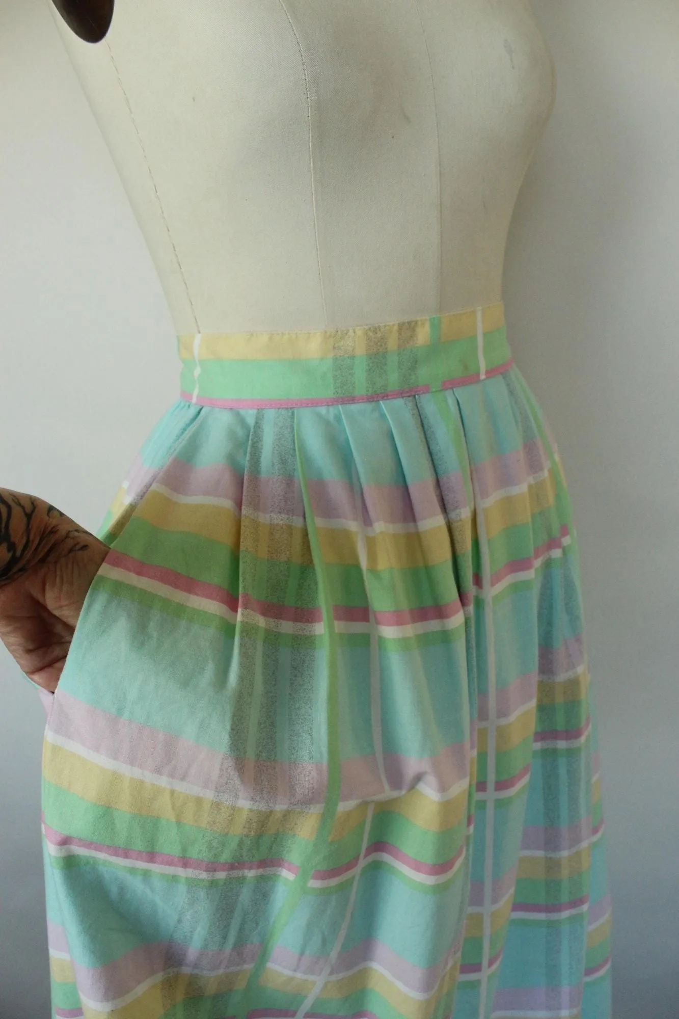 Vintage 1980s Pastel Windowpane Check Skirt With Pockets
