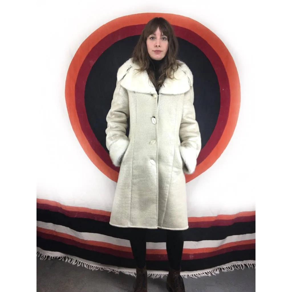 vintage leather and faux fur coat jacket // giant fur collar and removable hood // size large