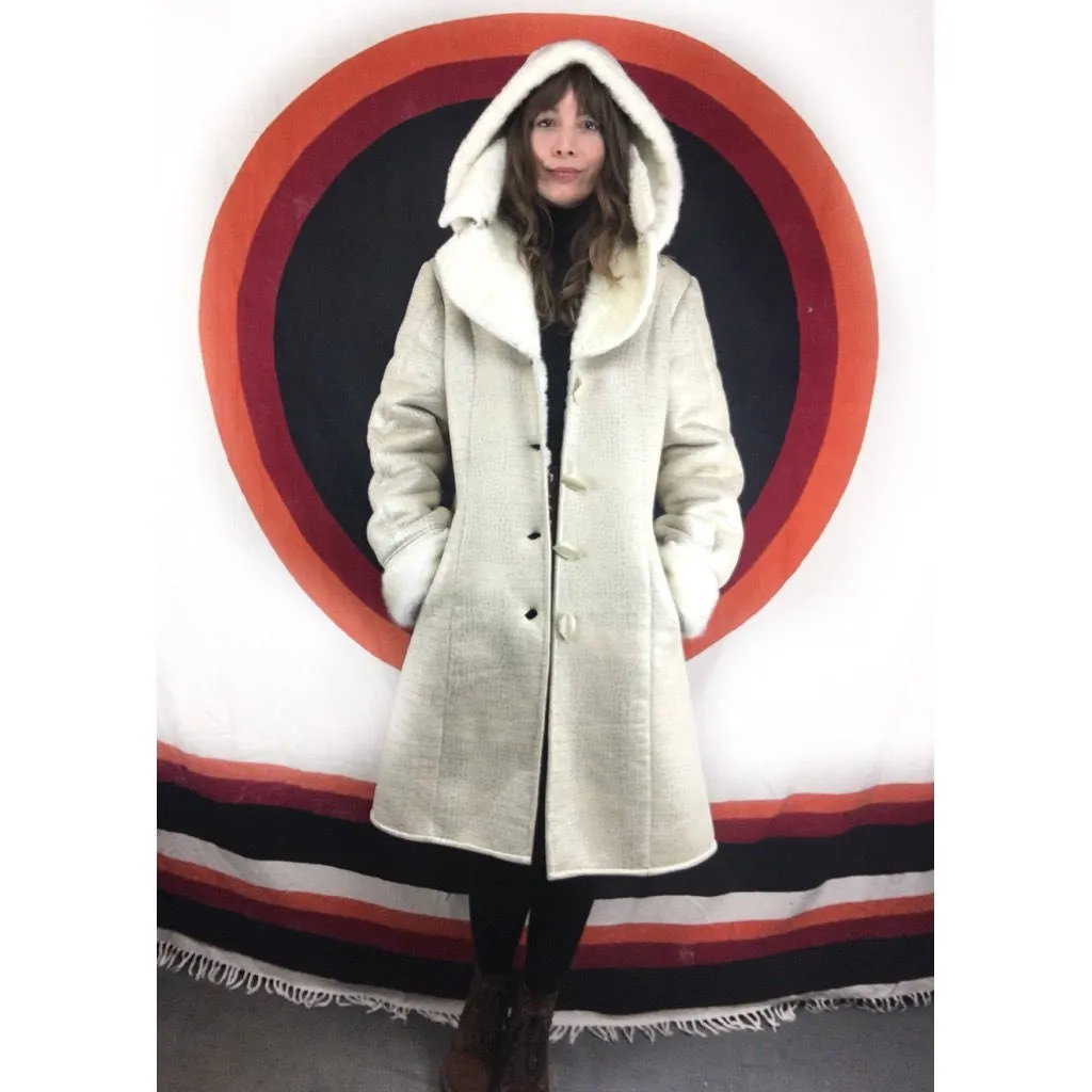 vintage leather and faux fur coat jacket // giant fur collar and removable hood // size large