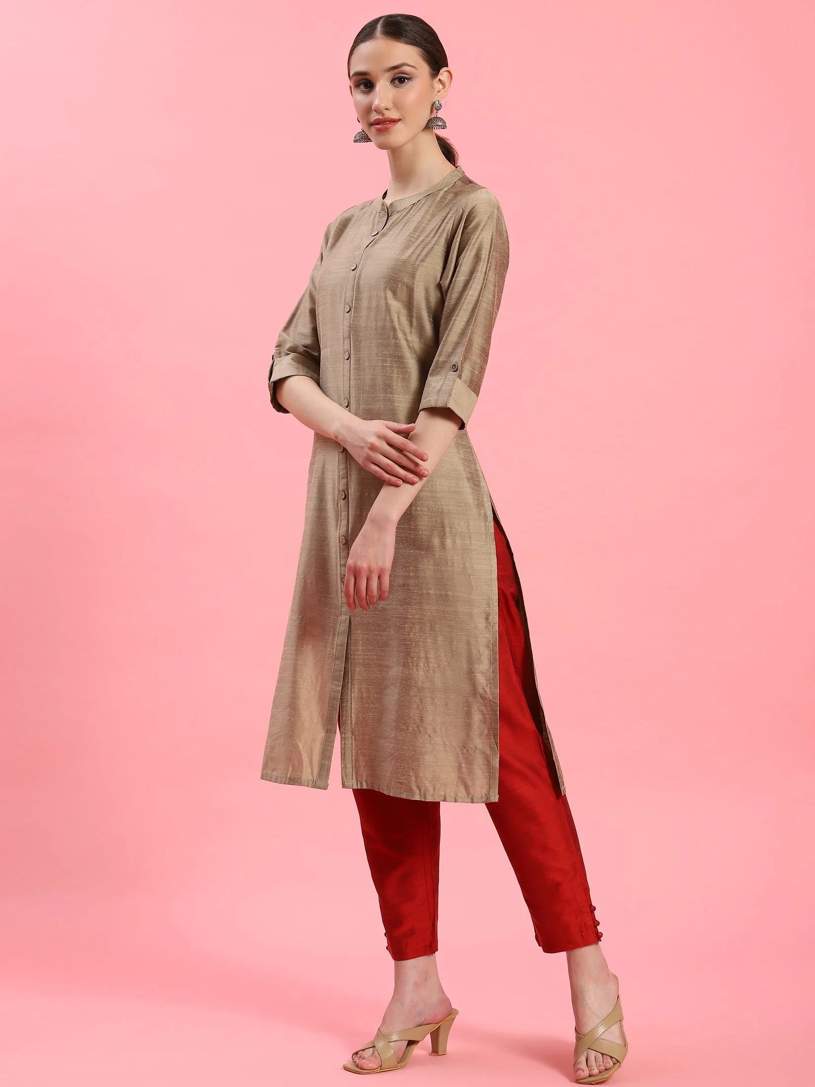 Women Gold Mandarin Collar Kurta