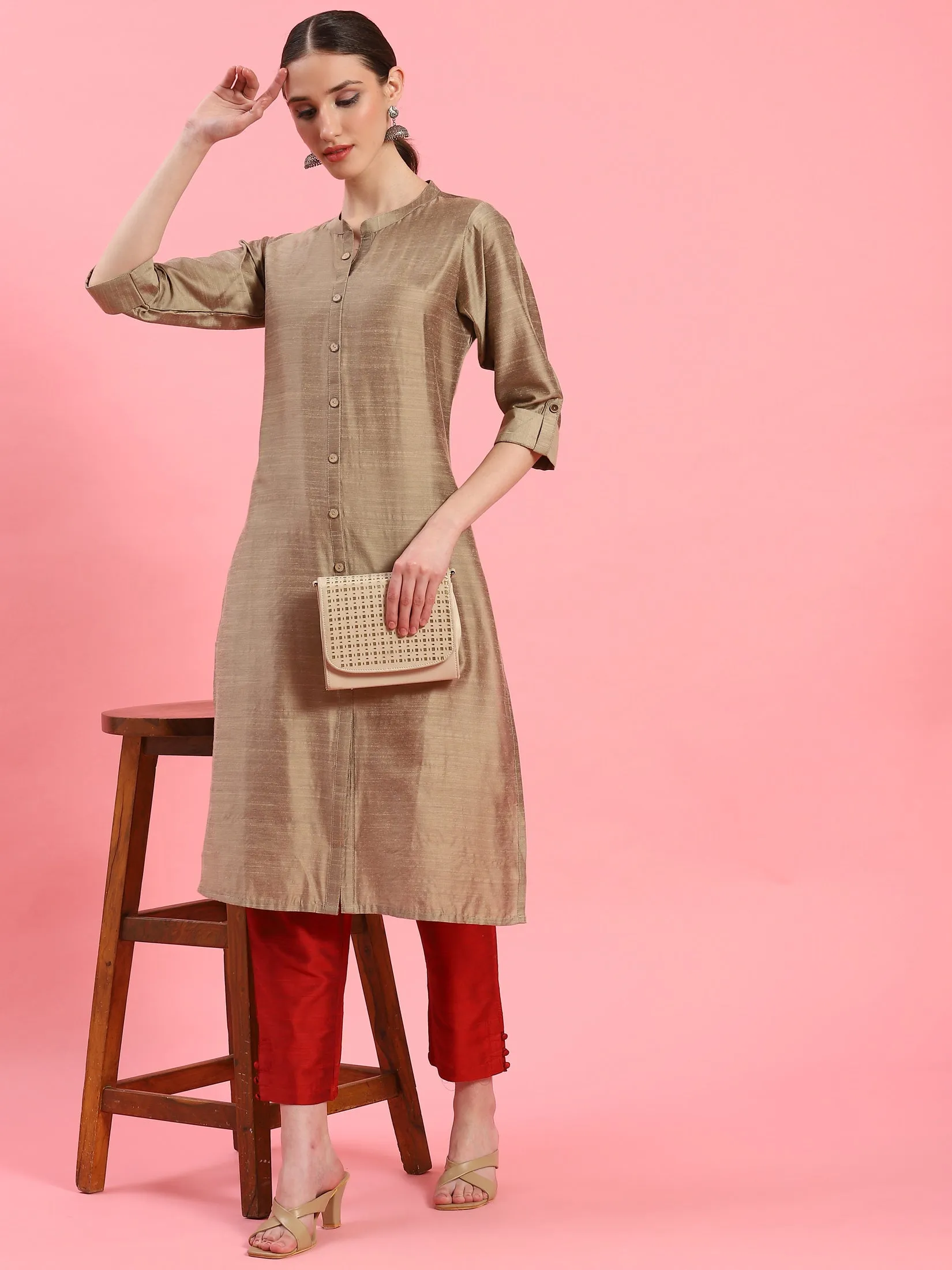 Women Gold Mandarin Collar Kurta